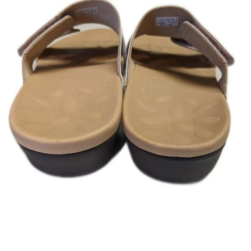 Megnya textured animal print adjustable slip on sandals - NWOT - 7